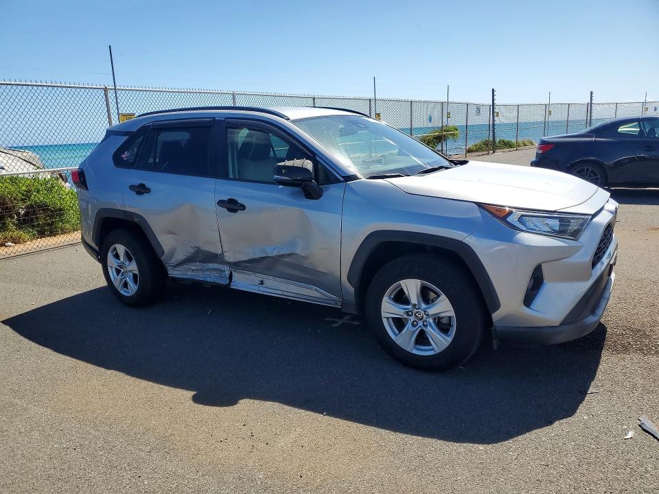 2021 Toyota Rav 4 VIN JTMW1RFV0MD064245 COPART salvage auction — SIDE, Hi - Certificate Of Salvage, sold $8,500 on 2026-07-27 (photo 4)