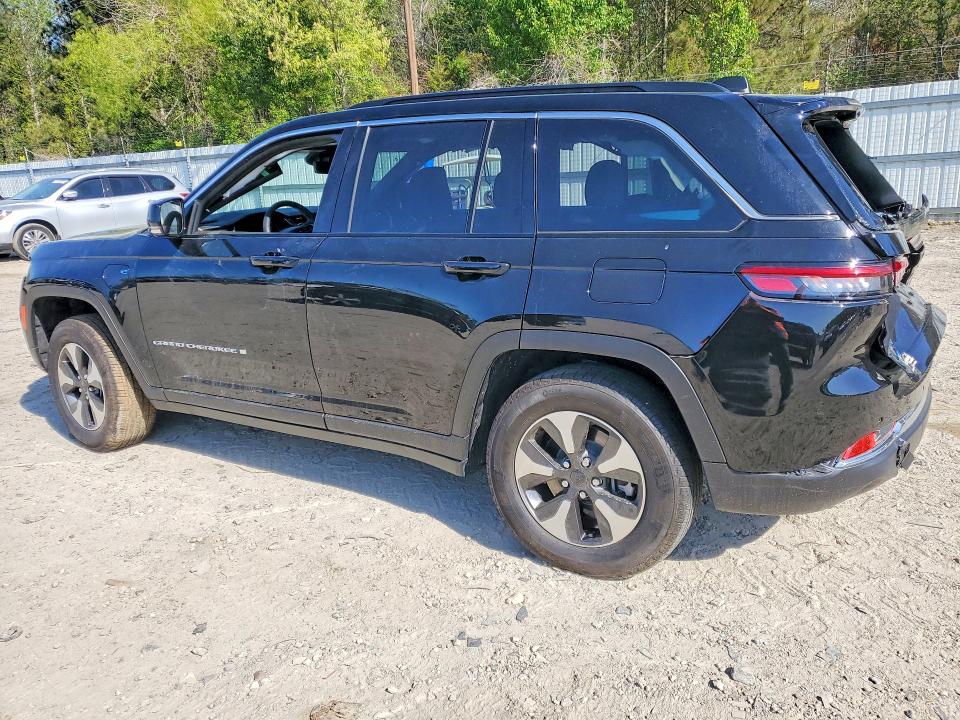 2024 Jeep Cherokee VIN 1C4RJYB64RC133702 COPART salvage auction — REAR END, VA - CERT OF TITLE - SALVAGE, sold $13,700 on 2026-07-28 (photo 2)