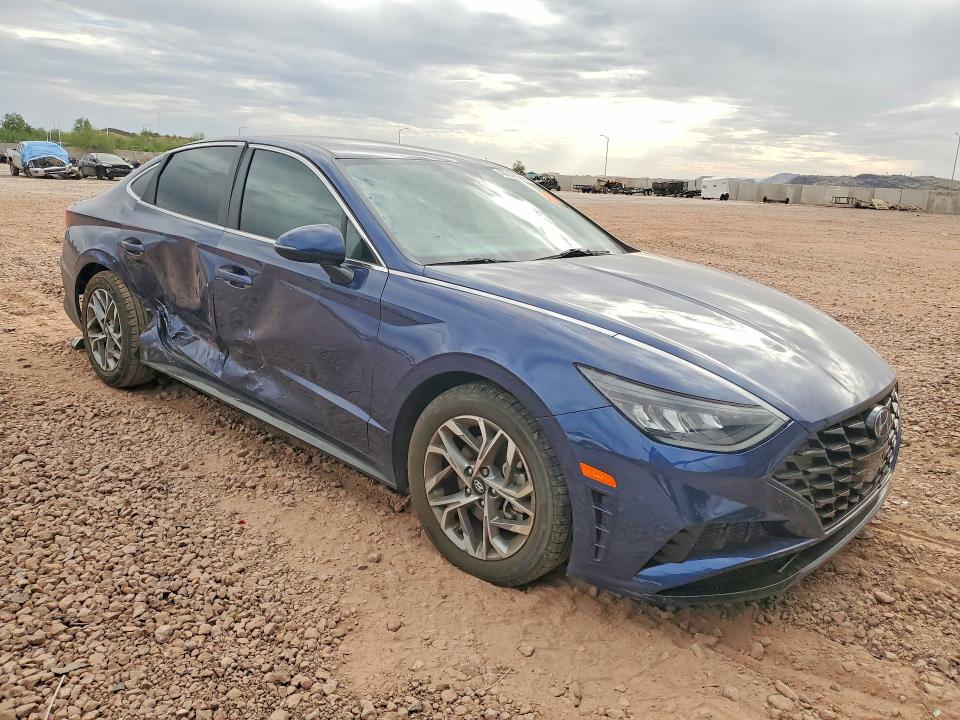 2020 Hyundai Sonata VIN 5NPEL4JA0LH036936 COPART salvage auction — SIDE, AZ - CERT OF TITLE - SALVAGE, sold $3,550 on 2026-07-02 (photo 4)