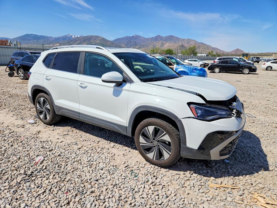 2025 Volkswagen Taos VIN 3VVVC7B28SM080671 COPART salvage auction — FRONT END, Ut - Salvage Certificate, sold $8,600 on 2026-07-10 (photo 4)