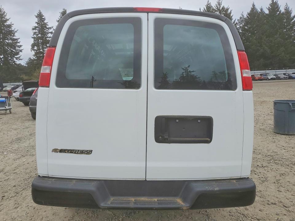 2023 Chevrolet Express 2500 VIN 1GCWGAFP1P1106543 COPART salvage auction — FRONT END, Mo - Junking Certificate, sold $8,200 on 2026-07-10 (photo 6)