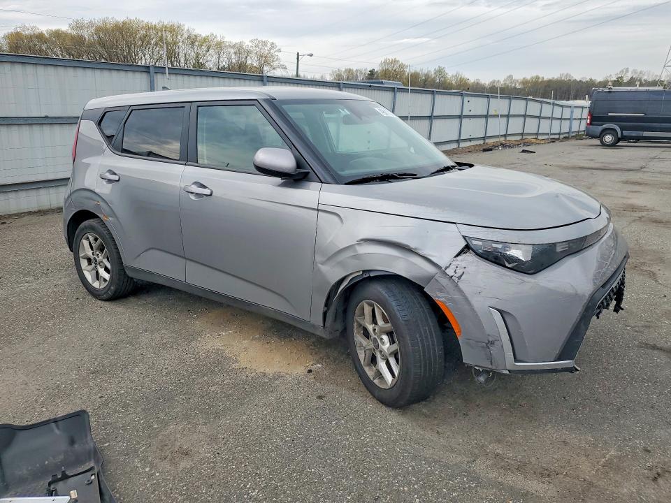 2023 Kia Soul VIN KNDJ23AU0P7881088 COPART salvage auction — FRONT END, Ca - Salvage Certificate, sold $2,600 on 2026-07-14 (photo 4)