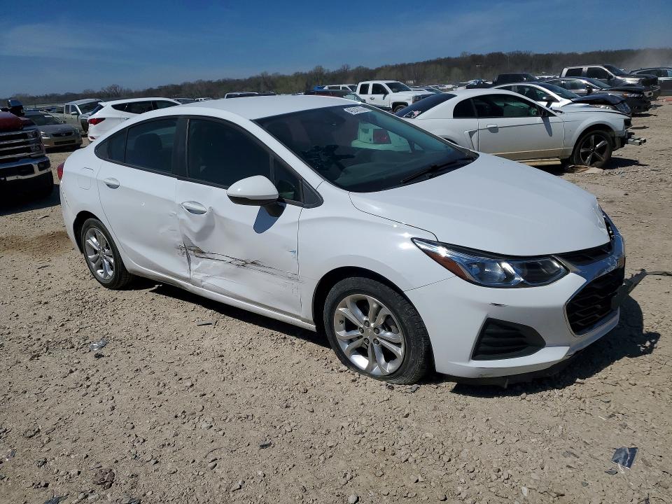 2019 Chevrolet Cruze VIN 1G1BC5SM7K7109653 COPART salvage auction — SIDE, Mo - Salvage Certificate Of Title, sold $2,150 on 2026-07-09 (photo 4)