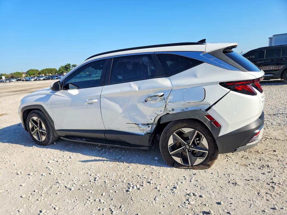 2025 Hyundai Tucson VIN 3KMJB3DE4SE019518 COPART salvage auction — SIDE, Id - Salvage Certificate Of Title, sold $9,400 on 2026-07-10 (photo 2)