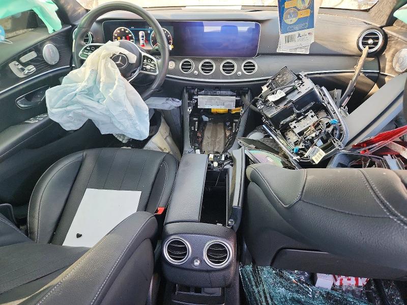 2020 Mercedes-benz E-klasse VIN W1KZF8DB0LA824388 COPART salvage auction — ROLLOVER, Id - Salvage Certificate Of Title, sold $325 on 2026-07-21 (photo 8)