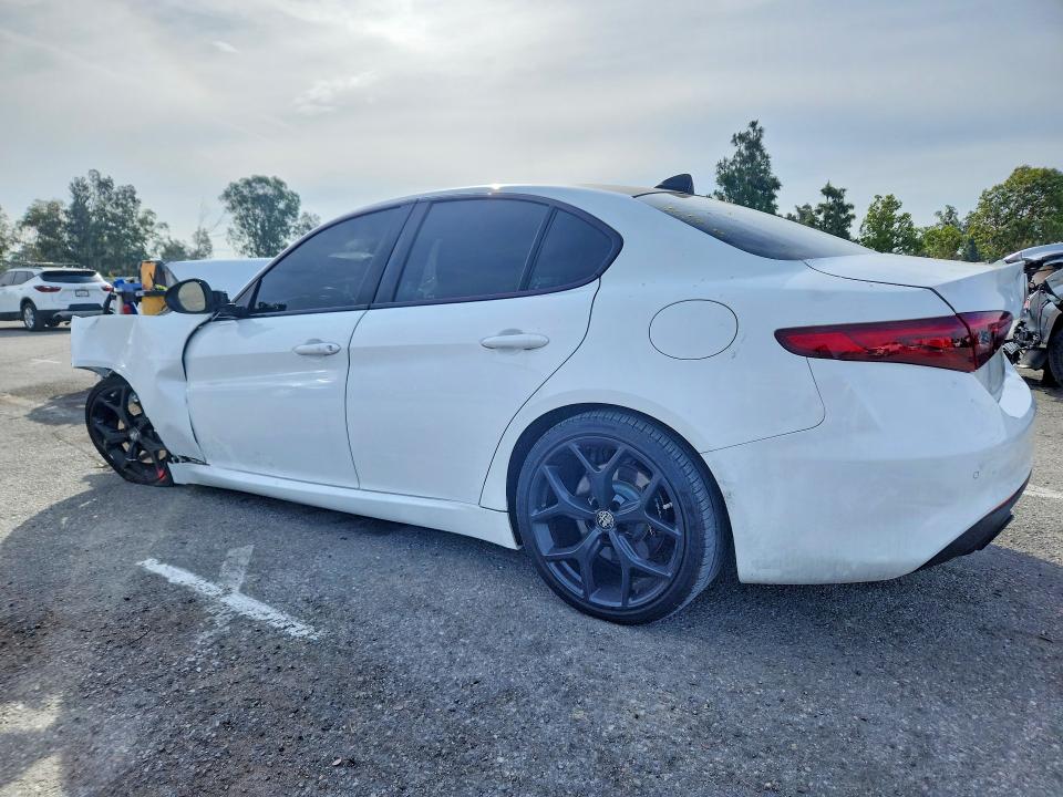 2020 Alfa romeo Giulia VIN ZARFAMAN0L7632216 COPART salvage auction — FRONT END, Ca - Salvage Certificate, sold $825 on 2026-07-07 (photo 2)