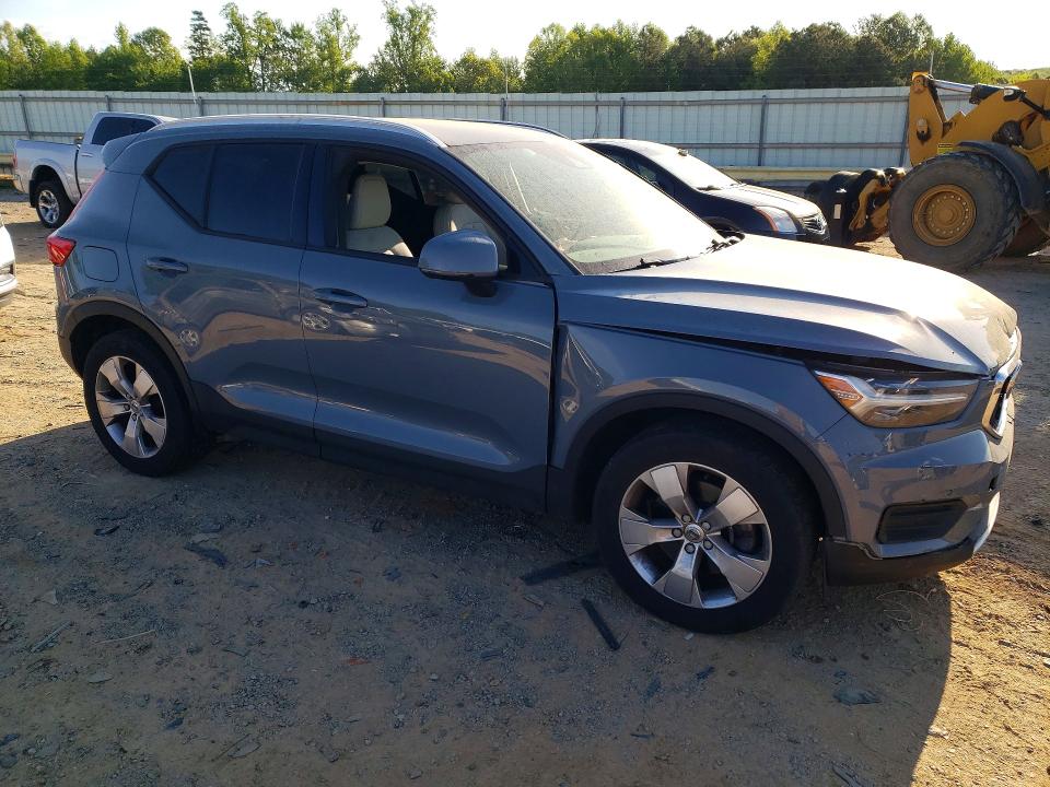 2020 Volvo C40 VIN YV4162UK0L2327658 COPART salvage auction — FRONT END, Va - Cert Of Title - Salvage, sold $2,950 on 2026-07-06 (photo 4)