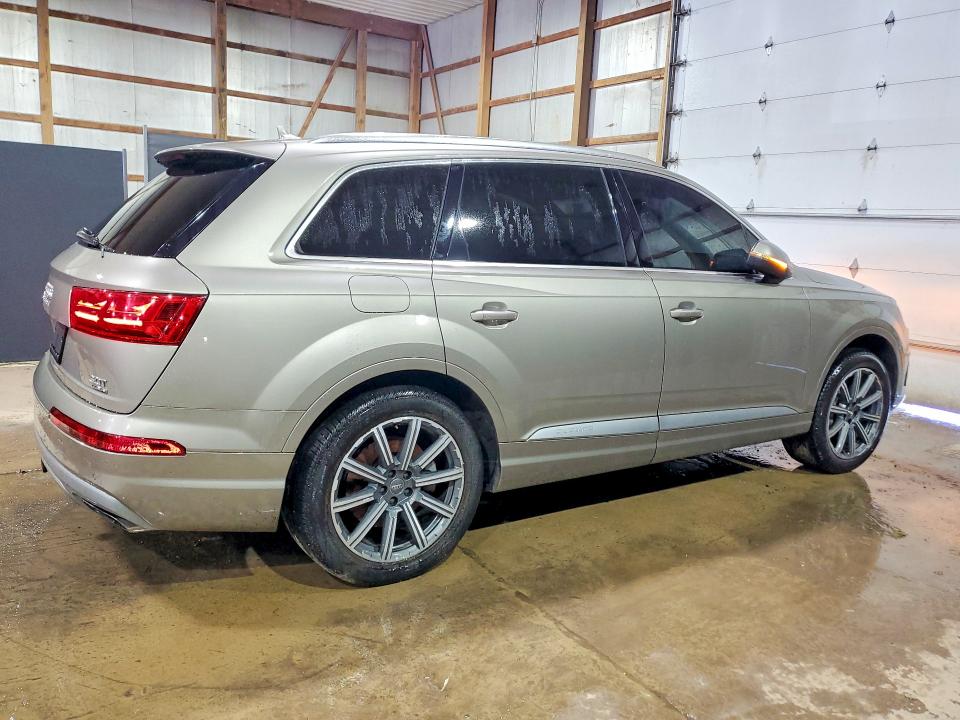 2017 Audi Q7 VIN WA1LAAF72HD036033 COPART salvage auction — MINOR DENT/SCRATCHES, Oh - Public Repo Sale - Clean, sold $1,150 on 2026-07-21 (photo 3)