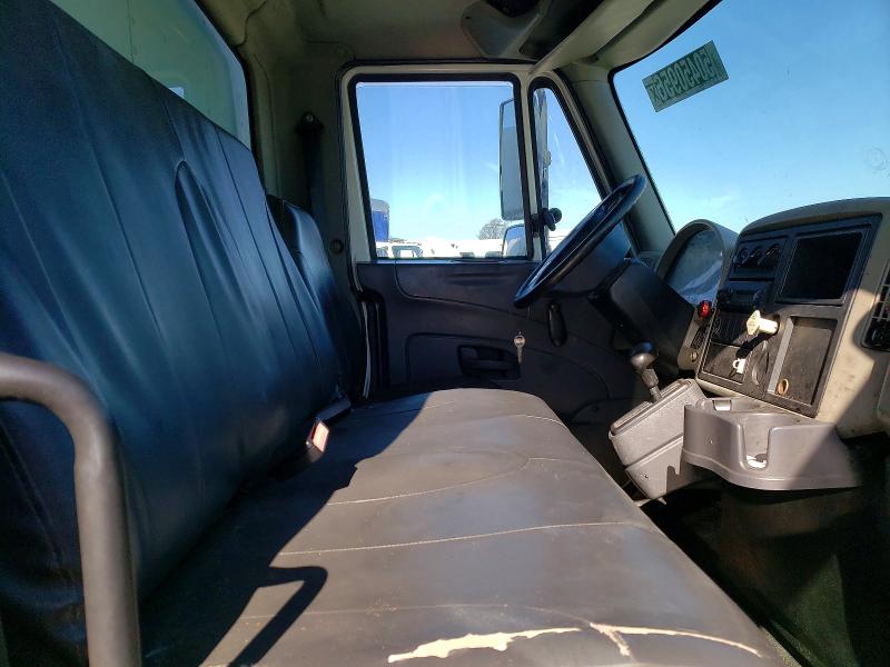 2013 International VIN 3HAMMAAL5DL195036 COPART salvage auction — MINOR DENT/SCRATCHES, In - Certificate Of Title, sold $1,800 on 2026-07-07 (photo 8)