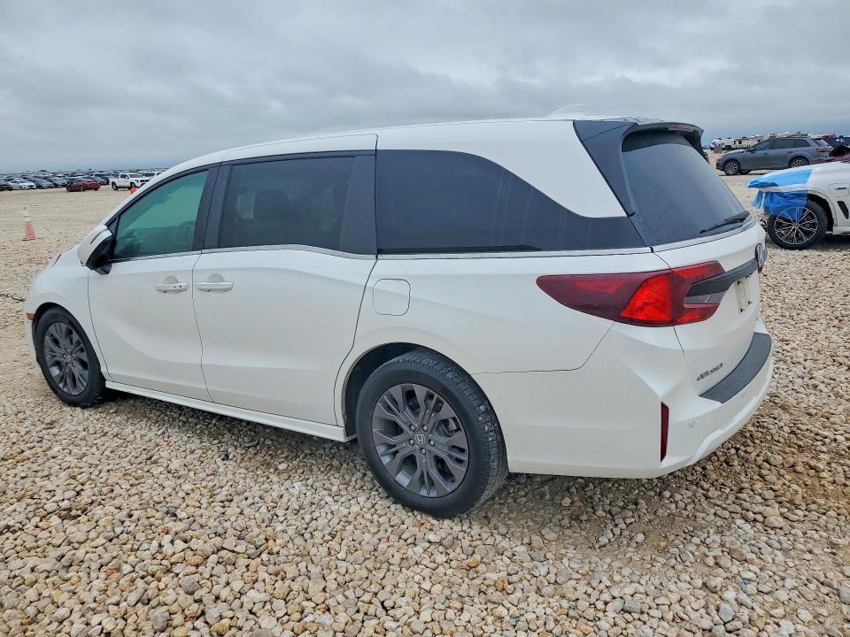 2025 Honda VIN 5FNRL6H8XSB064658 COPART salvage auction — FRONT END, Tx - Salvage Vehicle Title, sold $10,500 on 2026-07-02 (photo 2)