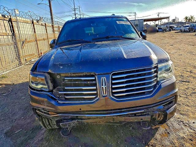 2015 Lincoln Navigator VIN 5LMJJ2HT8FEJ01738 COPART salvage auction — FRONT END, Az - Dis/Dlr/Exp Only Salvage Title, sold $5,000 on 2026-07-13 (photo 5)