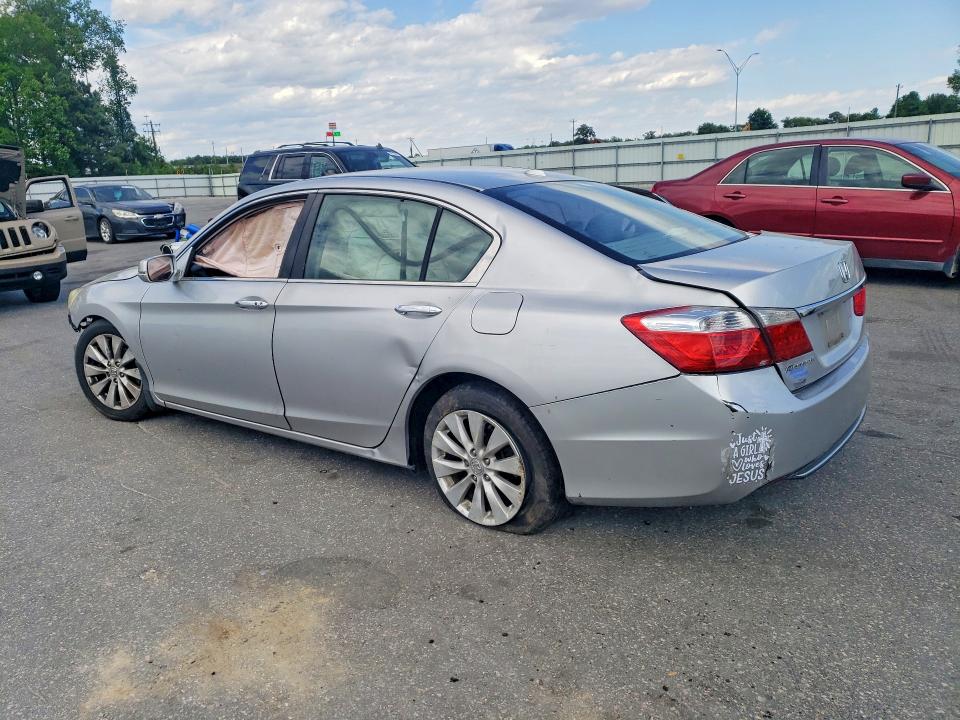 2013 Honda VIN 1HGCR2F89DA116343 COPART salvage auction — SIDE, Nc - Salvage Certificate Of Title, sold $500 on 2026-07-02 (photo 2)