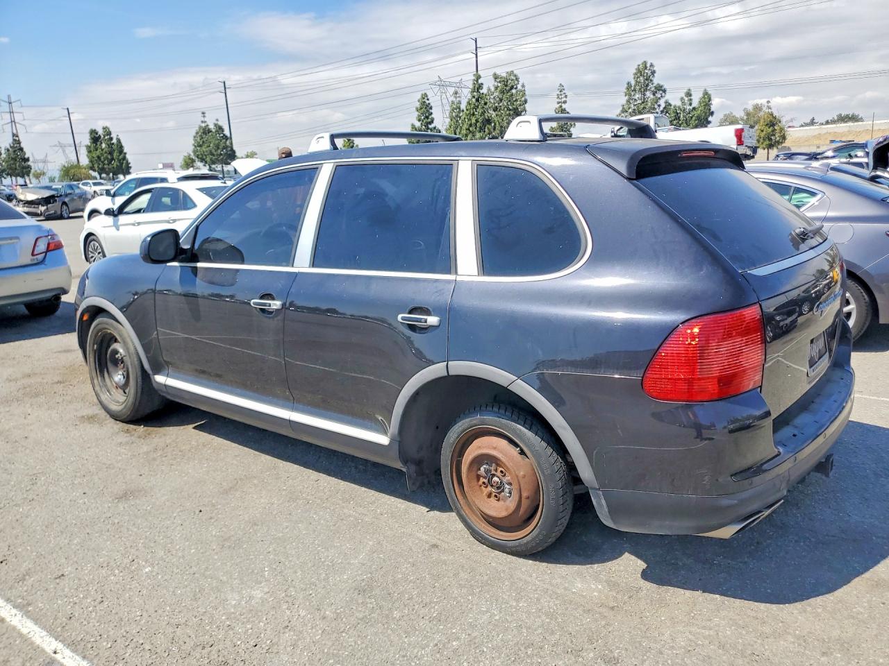 2003 Porsche Cayenne VIN WP1AC29P13LA90297 COPART salvage auction — Partial Repair, CA - LIEN PAPERS-CLEAN OR AC, sold $475 on 2026-07-03 (photo 2)