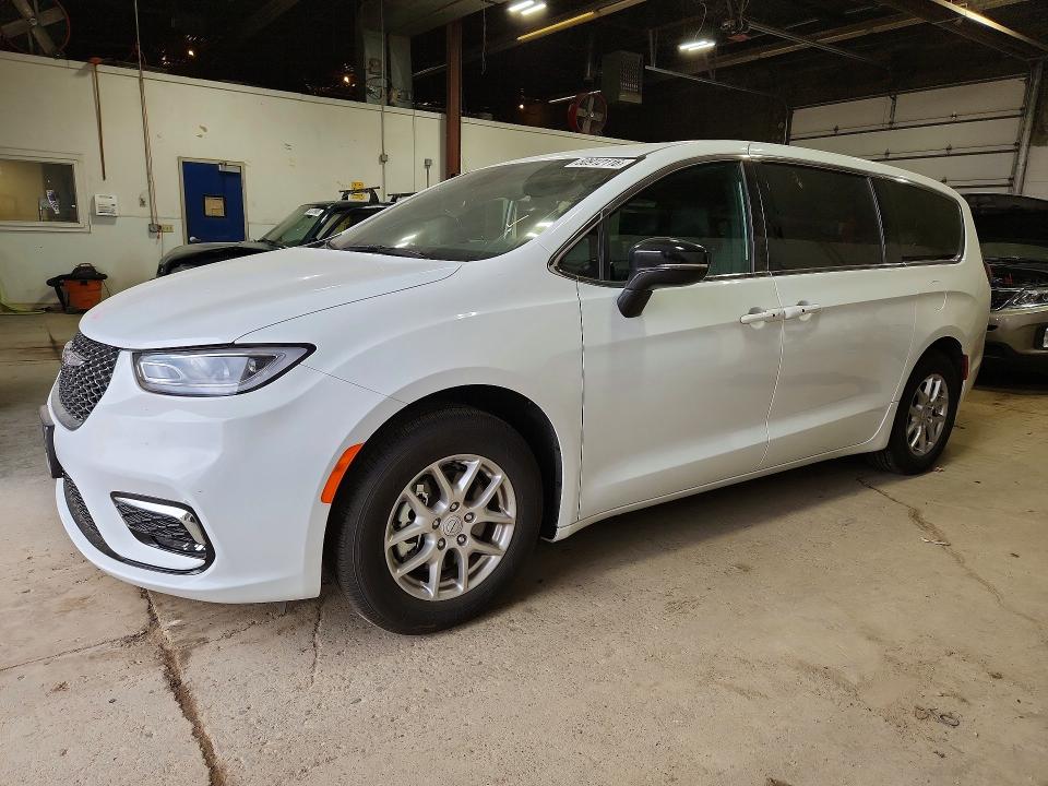 2026 Chrysler Pacifica VIN 2C4RC1BG9TR177820 COPART salvage auction — SIDE, Mn - Cert Of Title-Salvage, sold $7,100 on 2026-07-28 (photo 1)