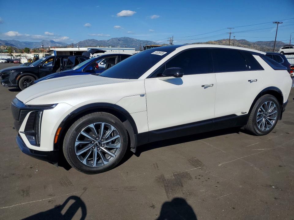 2024 Cadillac Lyriq VIN 1GYKPVRK1RZ130085 — COPART salvage auction photo