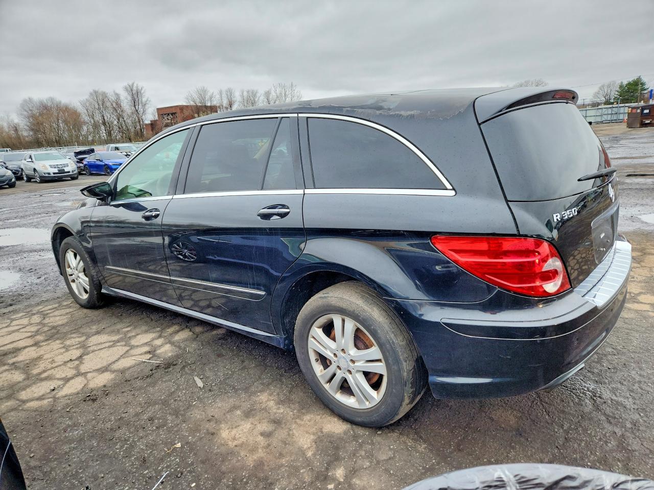 2009 Mercedes-Benz R-Class VIN 4JGCB65E49A095020 COPART salvage auction — Minor Dent/Scratches, CT - CERTIFICATE OF TITLE, sold $1,000 on 2026-07-03 (photo 2)