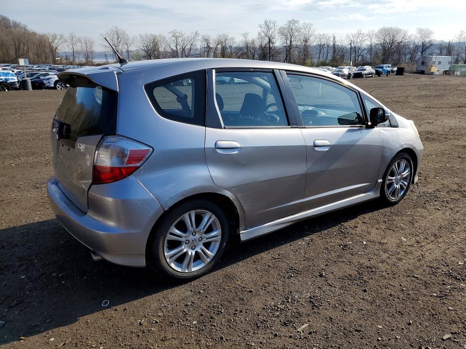 2009 Honda Fit VIN JHMGE87469S006246 COPART salvage auction — MINOR DENT/SCRATCHES, Ny - Mv-37 Statement Of Abnd Veh, sold $525 on 2026-07-30 (photo 3)