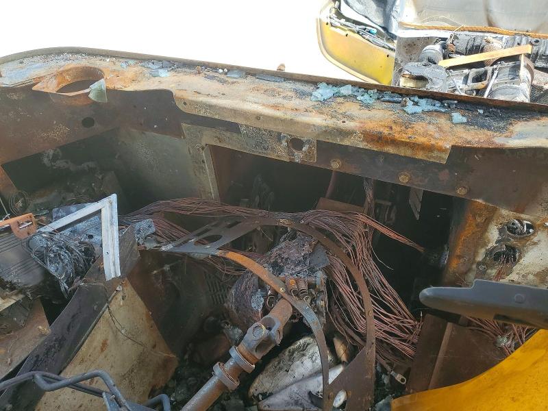 2026 Blub School bus VIN 1BAKGCSH2TF816972 COPART salvage auction — BURN, LA - CERT OF TITLE-SALVAGE, sold $175 on 2026-07-06 (photo 8)