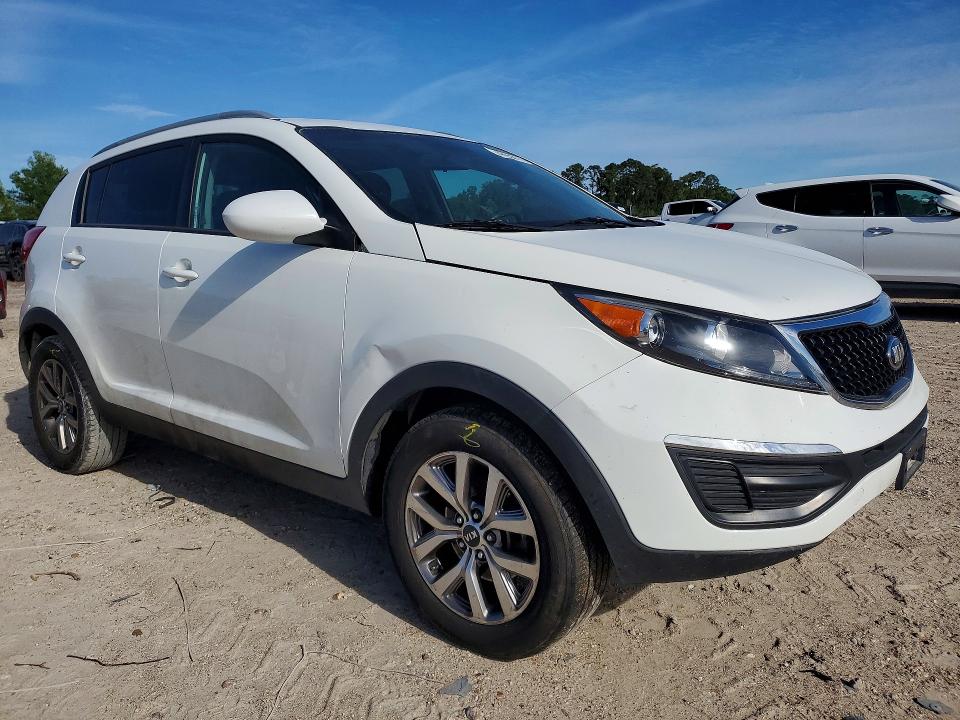 2016 Kia Sportage VIN KNDPB3AC4G7853814 COPART salvage auction — UNDERCARRIAGE, Tx - Salvage Vehicle Title, sold $1,800 on 2026-07-07 (photo 4)