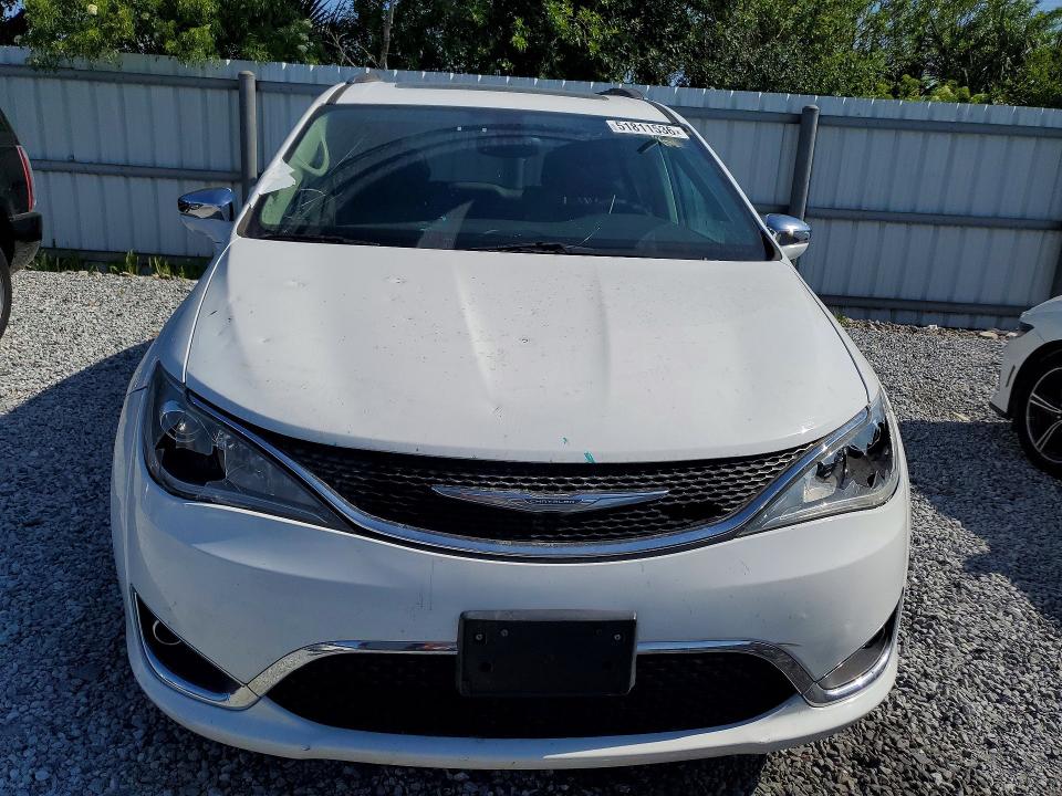 2018 Chrysler Pacifica VIN 2C4RC1GG1JR251642 COPART salvage auction — MINOR DENT/SCRATCHES, FL - CERTIFICATE OF TITLE, sold $2,300 on 2026-07-06 (photo 5)