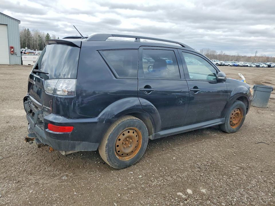 2010 Mitsubishi Outlander VIN JA4JT3AX5AZ600223 COPART salvage auction — REAR END, On - Permit No Brand - Unfit, sold $300 on 2026-07-14 (photo 3)