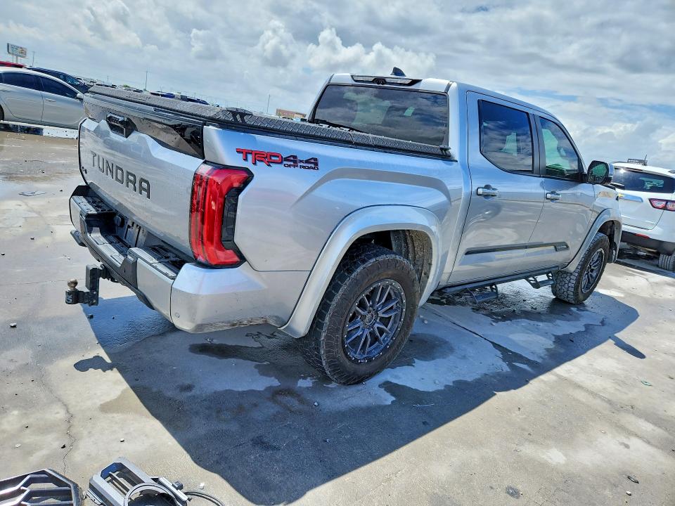 2024 Toyota Tundra VIN 5TFWC5DB3RX074558 COPART salvage auction — FRONT END, Tx - Salvage Vehicle Title, sold $26,250 on 2026-07-03 (photo 3)