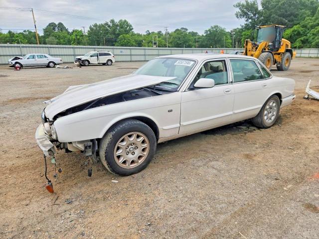 2001 Jaguar Xj series VIN SAJDA14C61LF35041 — COPART salvage auction photo