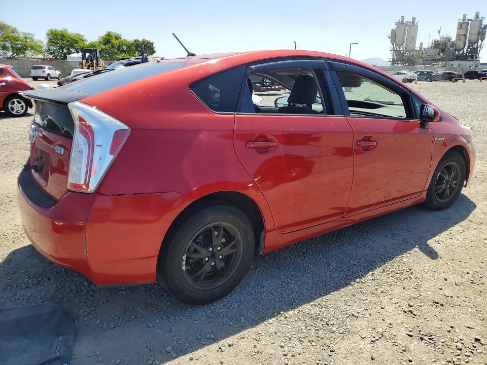 2014 Toyota Prius VIN JTDKN3DU9E1775939 COPART salvage auction — MINOR DENT/SCRATCHES, CA - DIS/DLR/EXP ONLY CLEAN TITLE, sold $1,350 on 2026-07-28 (photo 3)