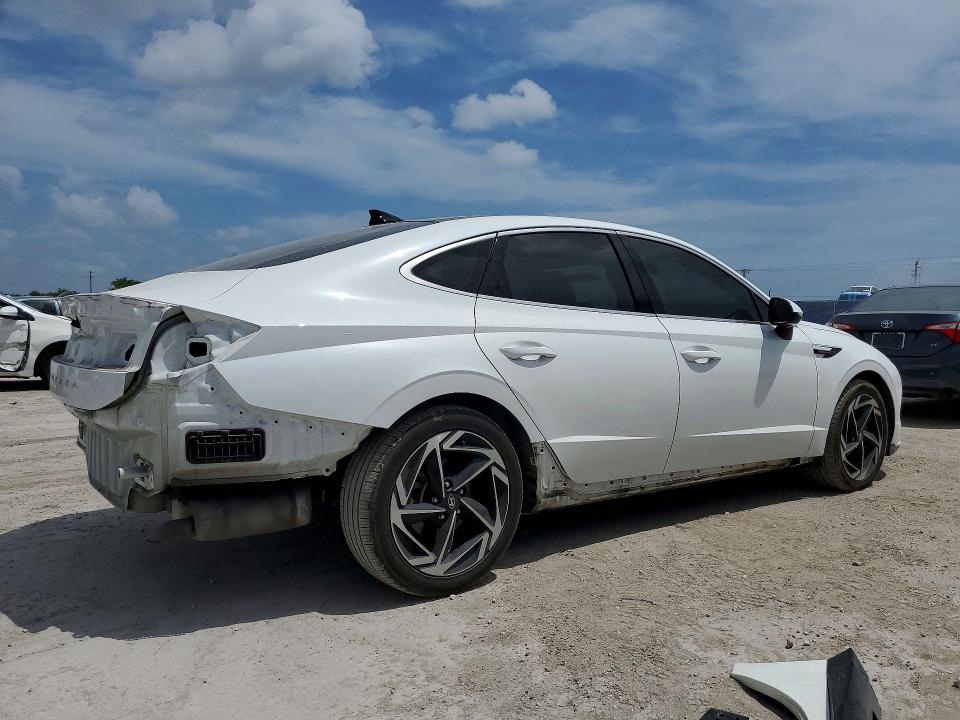 2024 Hyundai Sonata VIN KMHL14JA6RA355489 COPART salvage auction — REAR END, Fl - Cert Of Title Slvg Rebuildable, sold $9,000 on 2026-07-08 (photo 3)