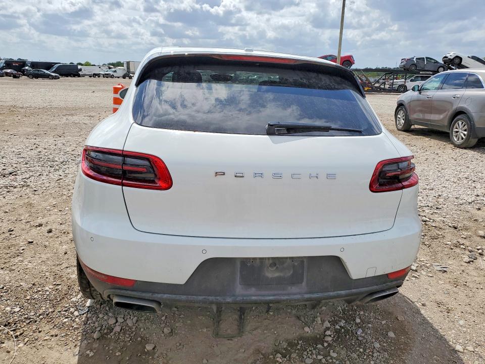 2017 Porsche Macan VIN WP1AA2A51HLB09390 COPART salvage auction — FRONT END, TX - SALVAGE VEHICLE TITLE, sold $6,300 on 2026-07-02 (photo 6)