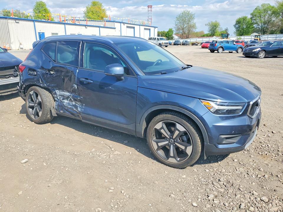 2022 Volvo Xc40 VIN YV4162UK0N2739145 COPART salvage auction — SIDE, MD, sold $5,600 on 2026-08-03 (photo 4)