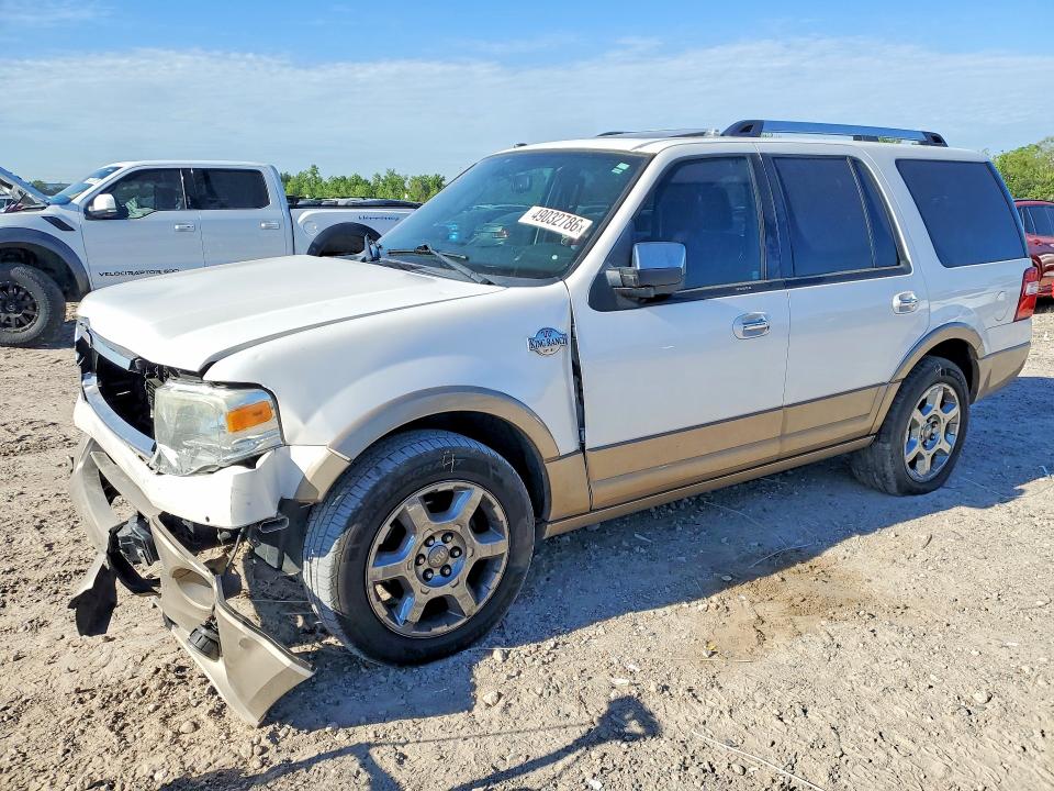 2013 Ford Expedition VIN 1FMJU1J59DEF33073 — COPART salvage auction photo