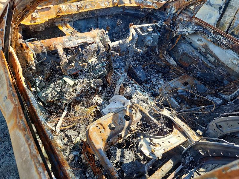 2018 Kia Optima VIN 5XXGT4L3XJG237498 COPART salvage auction — BURN, Ca - Non-Repairable Vehicle Cert, sold $200 on 2026-07-06 (photo 8)