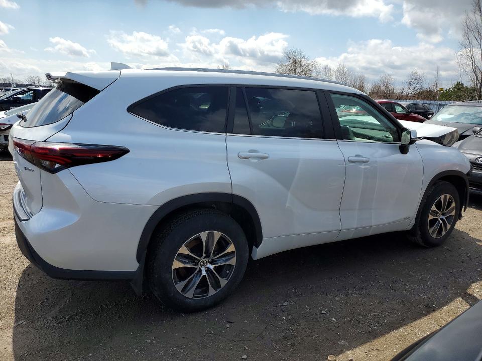 2025 Toyota Highlander VIN 5TDKBRCH2SS687149 COPART salvage auction — FRONT END, On - Permit No Brand - Unfit, sold $26,750 on 2026-07-07 (photo 3)