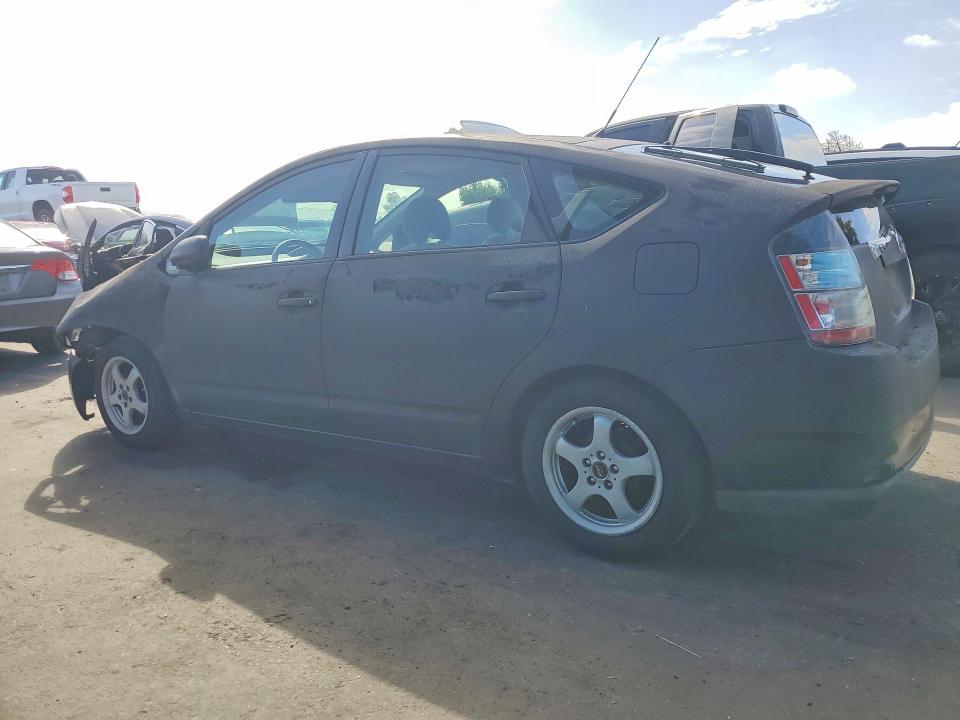 2004 Toyota Prius VIN JTDKB20U440056515 COPART salvage auction — BURN, Ca - Non-Repairable Vehicle Cert, sold $525 on 2026-07-16 (photo 2)