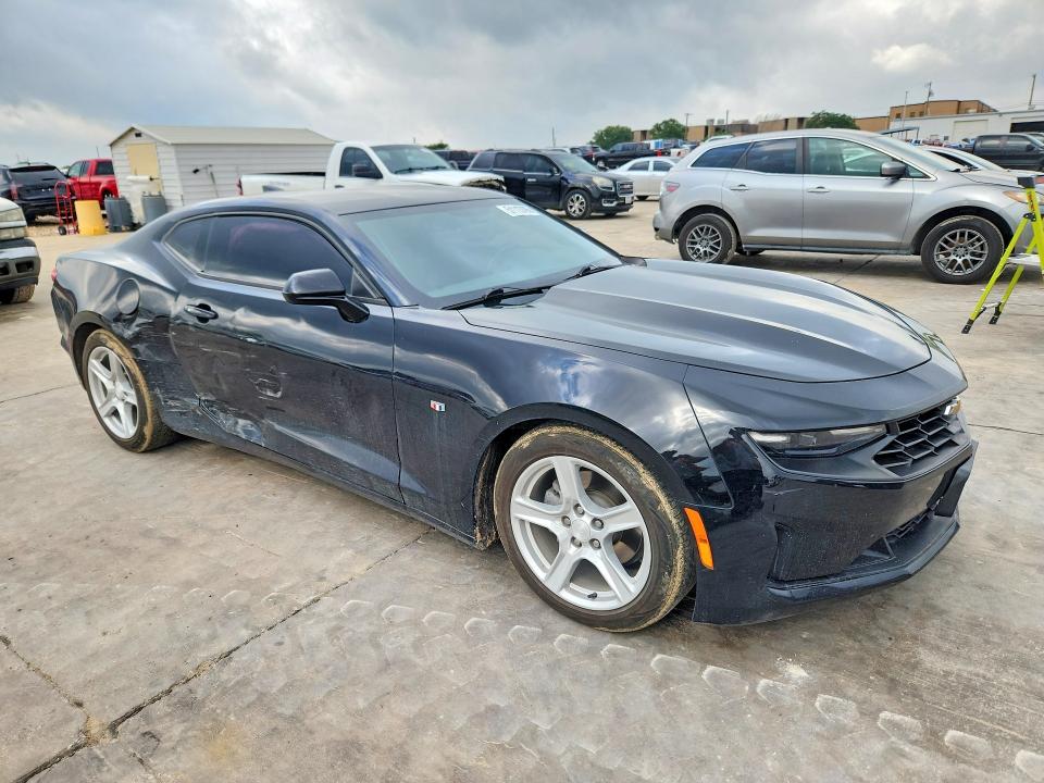 2021 Chevrolet Camaro VIN 1G1FB1RS6M0116252 COPART salvage auction — SIDE, Tx - Certificate Of Title, sold $7,200 on 2026-07-09 (photo 4)