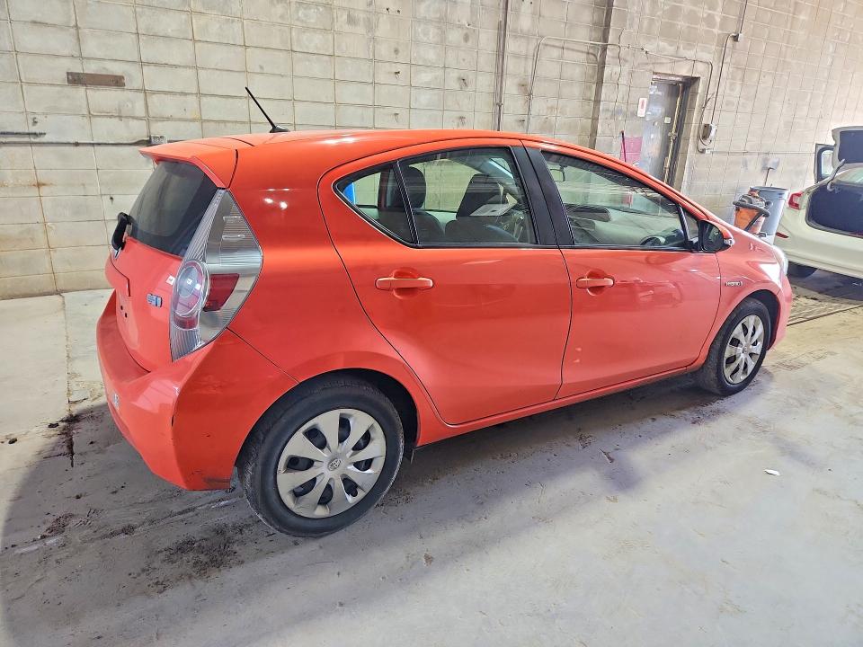 2014 Toyota Prius VIN JTDKDTB33E1080742 COPART salvage auction — SIDE, Mn - Cert Of Title-Salvage, sold $500 on 2026-07-28 (photo 3)