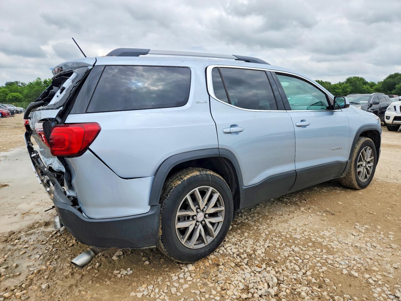 2017 GMC Acadia VIN 1GKKNLLS2HZ298068 COPART salvage auction — Rear End, TX - SALVAGE VEHICLE TITLE, sold $3,750 on 2026-06-25 (photo 3)