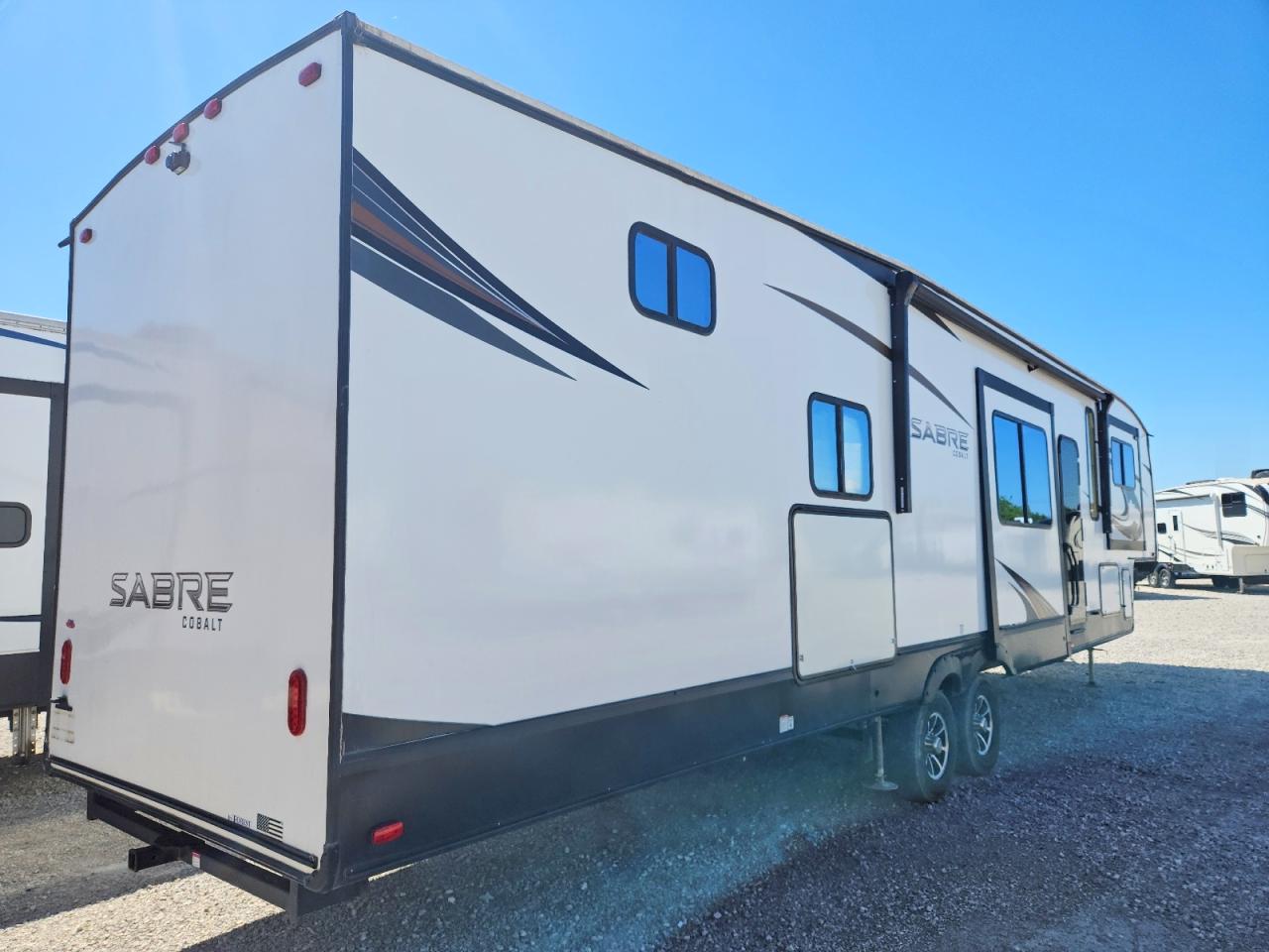 2023 Forest river All models VIN 5ZT3SR2B2P6112380 COPART salvage auction — Water/Flood, TX - SALVAGE TITLE-FLOOD DAMAGE (P), sold $16,000 on 2026-05-07 (photo 4)