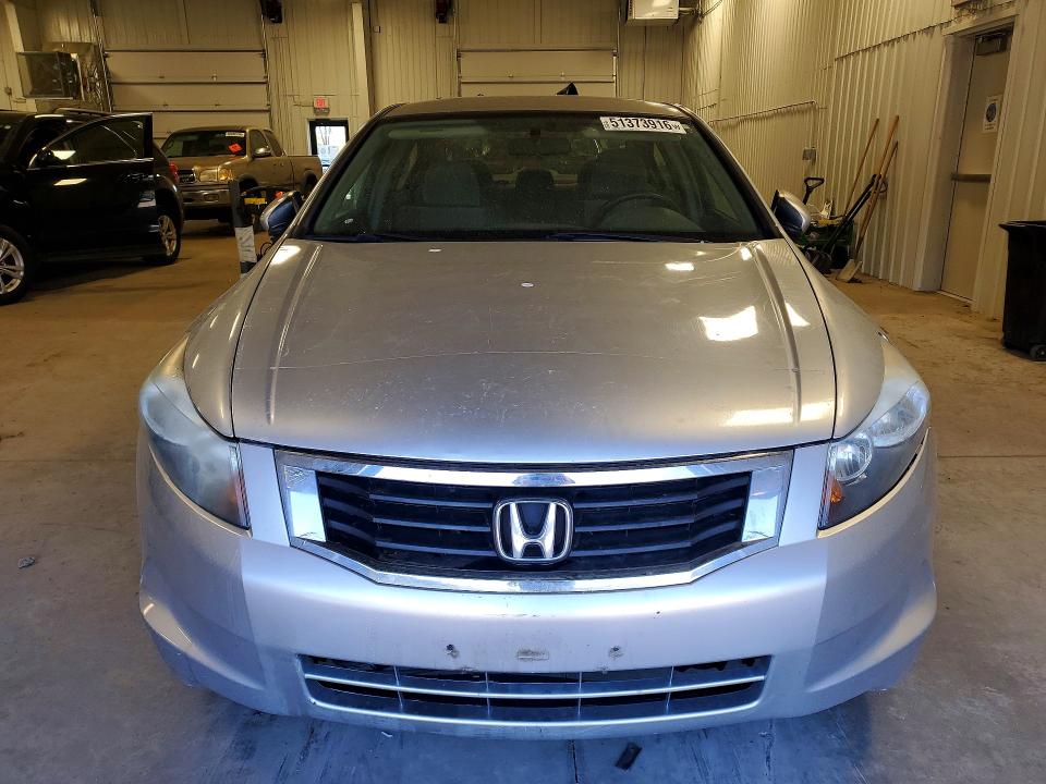 2008 Honda Accord VIN 1HGCP26398A079827 COPART salvage auction — MECHANICAL, Mn - Non Public Clean Title, sold $500 on 2026-07-02 (photo 5)