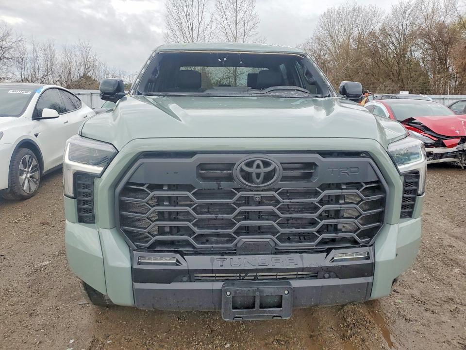 2025 Toyota Tundra VIN 5TFWC5EC4SX008341 COPART salvage auction — FRONT END, On - Permit Salvage, sold $37,250 on 2026-07-23 (photo 5)