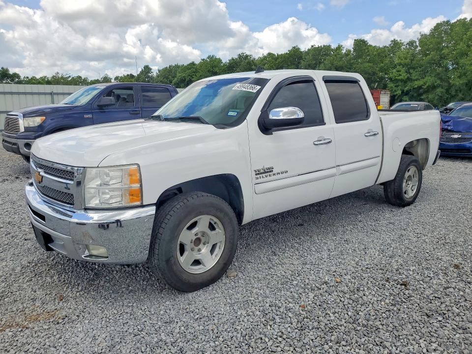 2013 Chevrolet Silverado VIN 3GCPCSE03DG307349 COPART salvage auction — REAR END, Tx - Salvage Vehicle Title, sold $2,500 on 2026-07-06 (photo 1)