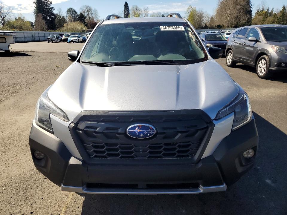 2025 Subaru Forester VIN JF2SKAHC6SH401338 COPART salvage auction — VANDALISM, Or - Lien Papers Salvage, sold $2,150 on 2026-07-22 (photo 5)