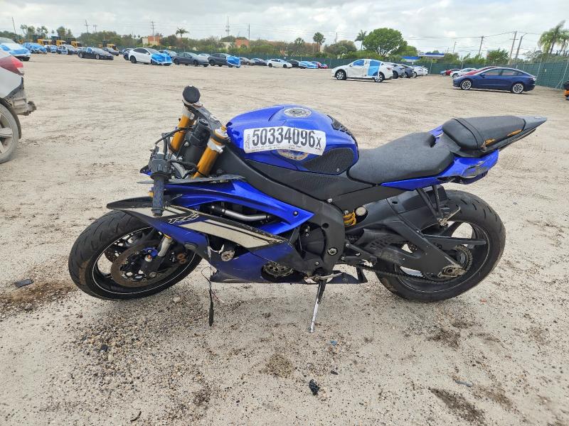 2012 Yamaha Yzf VIN JYARJ16E5CA026956 COPART salvage auction — SIDE, Fl - Cert Of Title Slvg Rebuildable, sold $2,300 on 2026-07-02 (photo 3)
