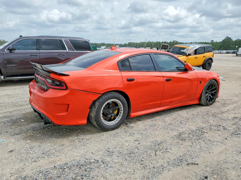 2017 Dodge Charger VIN 2C3CDXL92HH597846 COPART salvage auction — VANDALISM, Salvage Title, sold $12,800 on 2026-07-28 (photo 3)