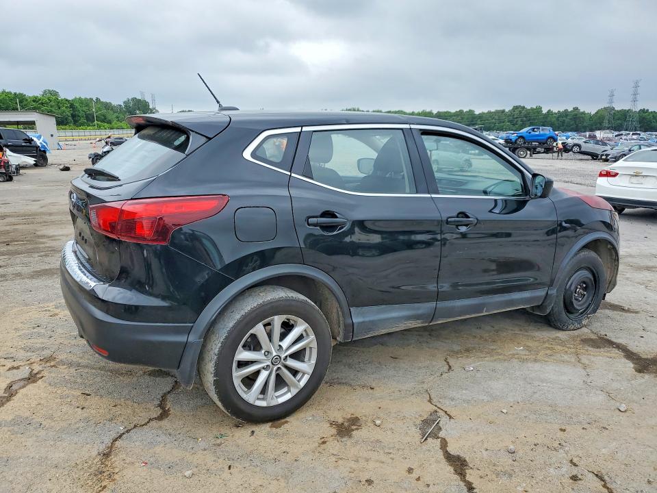 2019 Nissan Rogue VIN JN1BJ1CP2KW229030 COPART salvage auction — MINOR DENT/SCRATCHES, Wv - Salvage Certificate, sold $900 on 2026-07-28 (photo 3)