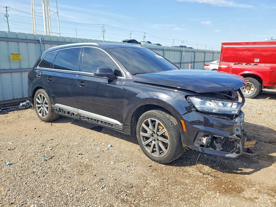 2017 Audi Q7 VIN WA1VAAF7XHD046155 COPART salvage auction — FRONT END, Il - Salvage Certificate, sold $3,350 on 2026-07-08 (photo 4)