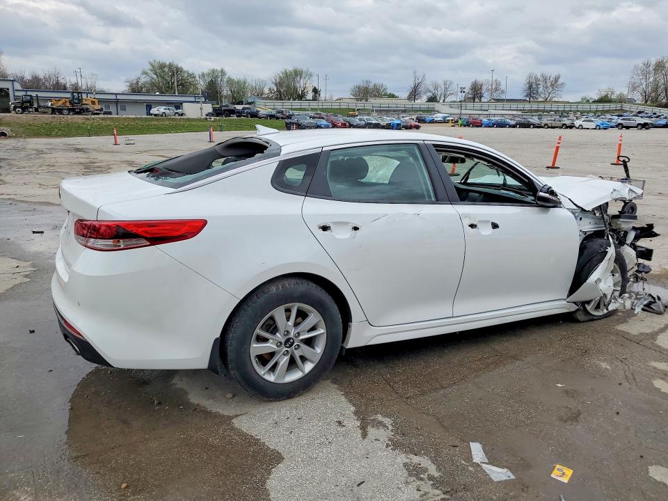 2018 Kia Optima VIN 5XXGT4L38JG204872 COPART salvage auction — VANDALISM, Mo - Salvage Certificate Of Title, sold $525 on 2026-07-02 (photo 3)