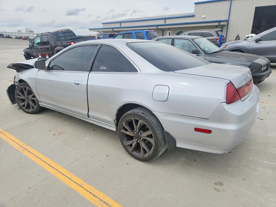 2001 Honda Accord VIN 1HGCG22521A019949 COPART salvage auction — FRONT END, Ky - Cert Of Title-Salvage, sold $325 on 2026-07-09 (photo 2)