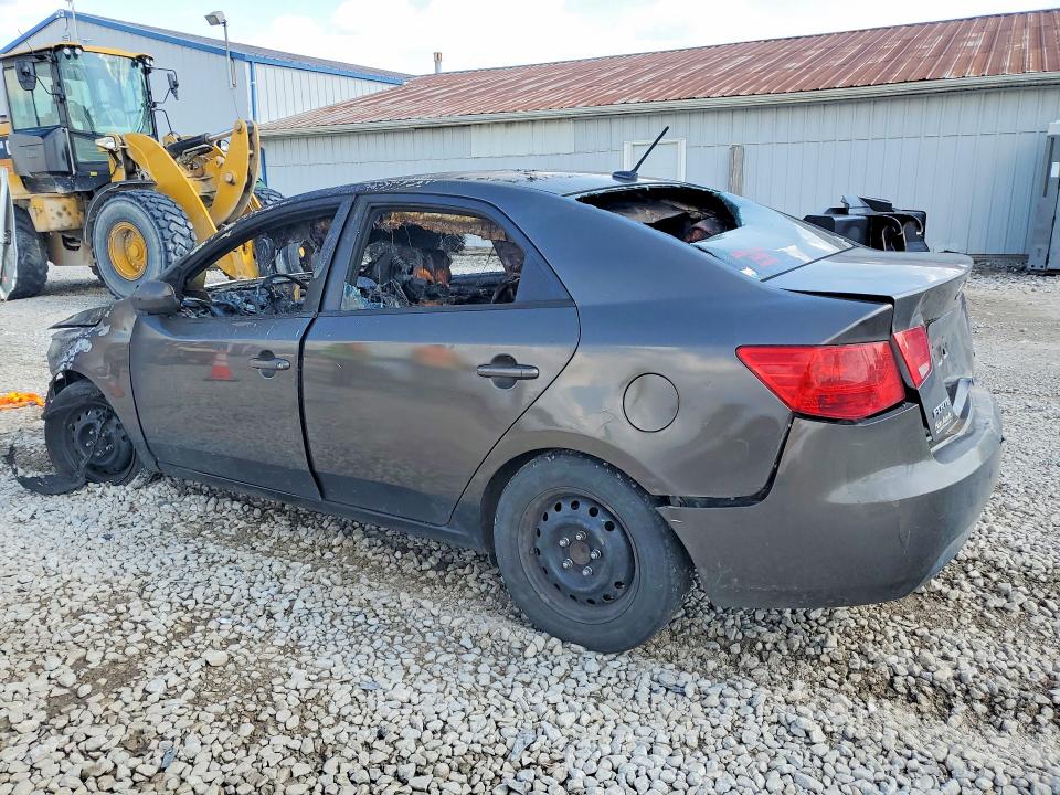 2011 Kia Forte VIN KNAFU4A28B5425328 COPART salvage auction — Burn Engine, OH - CERT OF TITLE-SALVAGE, sold $250 on 2026-07-24 (photo 2)